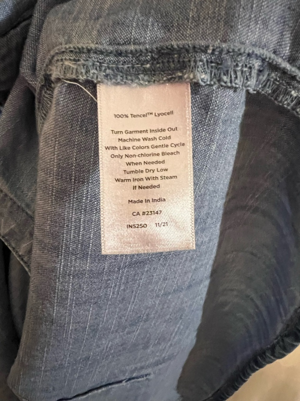 Talbots Blue Chambray Button-Front Blouse Size L - Picture 5 of 7